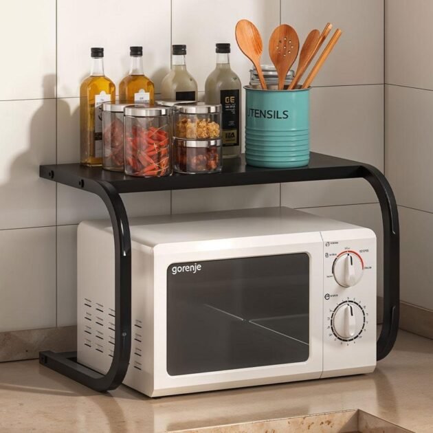Support à four micro-ondes et porte épices en cuisine – حامل ميكروويف في المطبخ