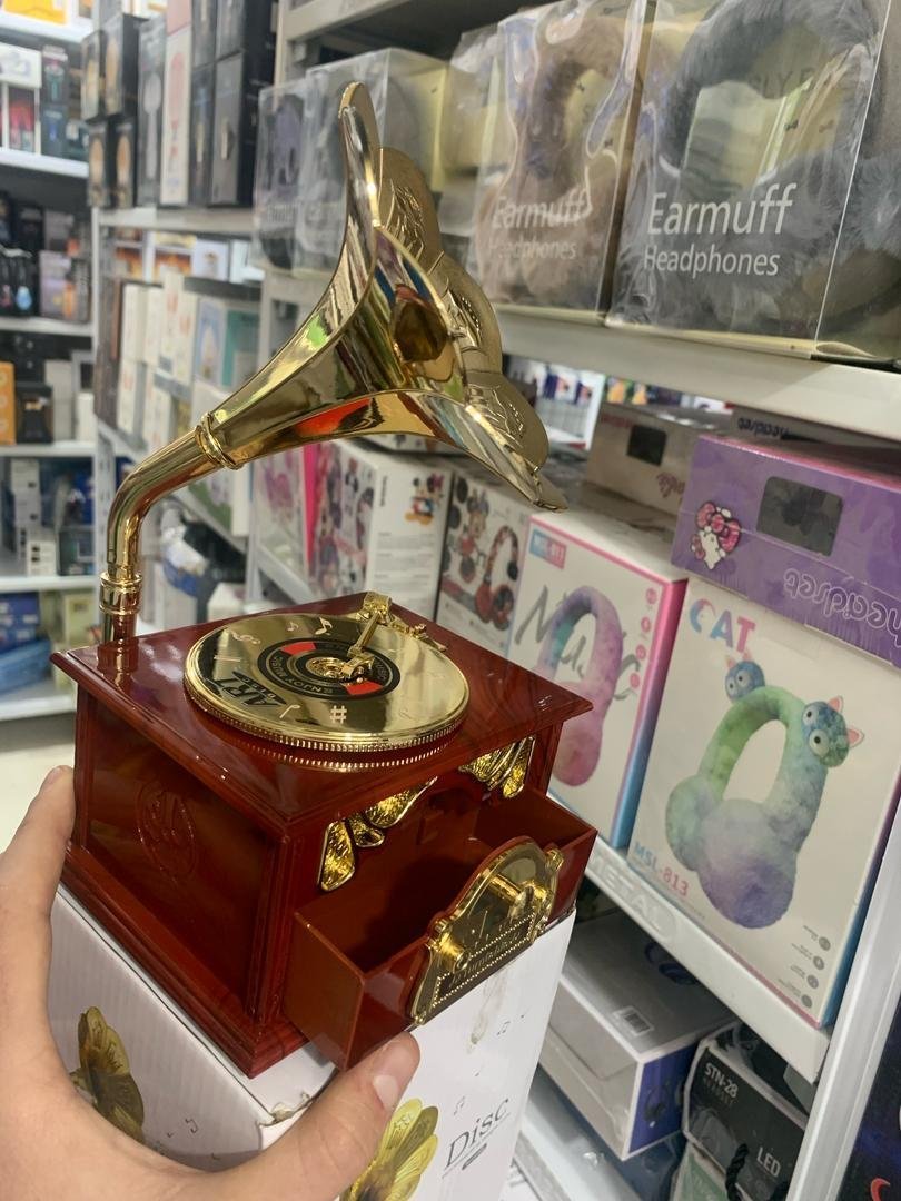 Phonographe trompette dorée et boîte à Bijoux Décorative – صندوق موسيقي - الصورة 2