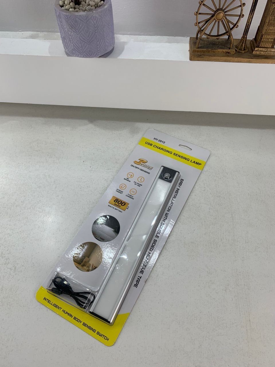 Lampe LED Rechargeable avec Détecteur De Mouvement Intérieur 3 Modes HY-2012 – مصباح مناطق ضيقة بعدة أوضاع - الصورة 3