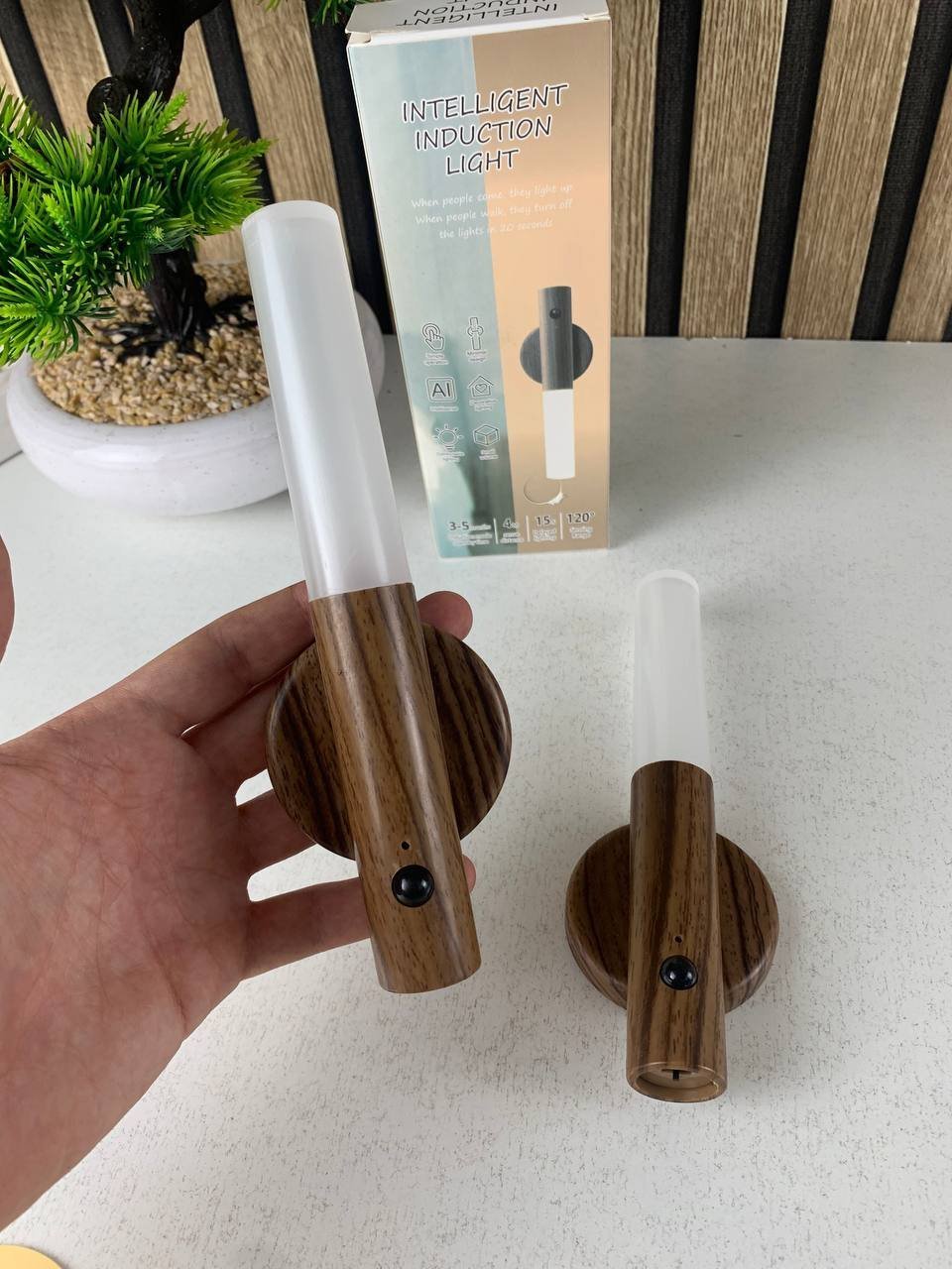 Lampe Murale Sans Fil Rechargeable Magnétique avec Détecteur de Mouvement - الصورة 4