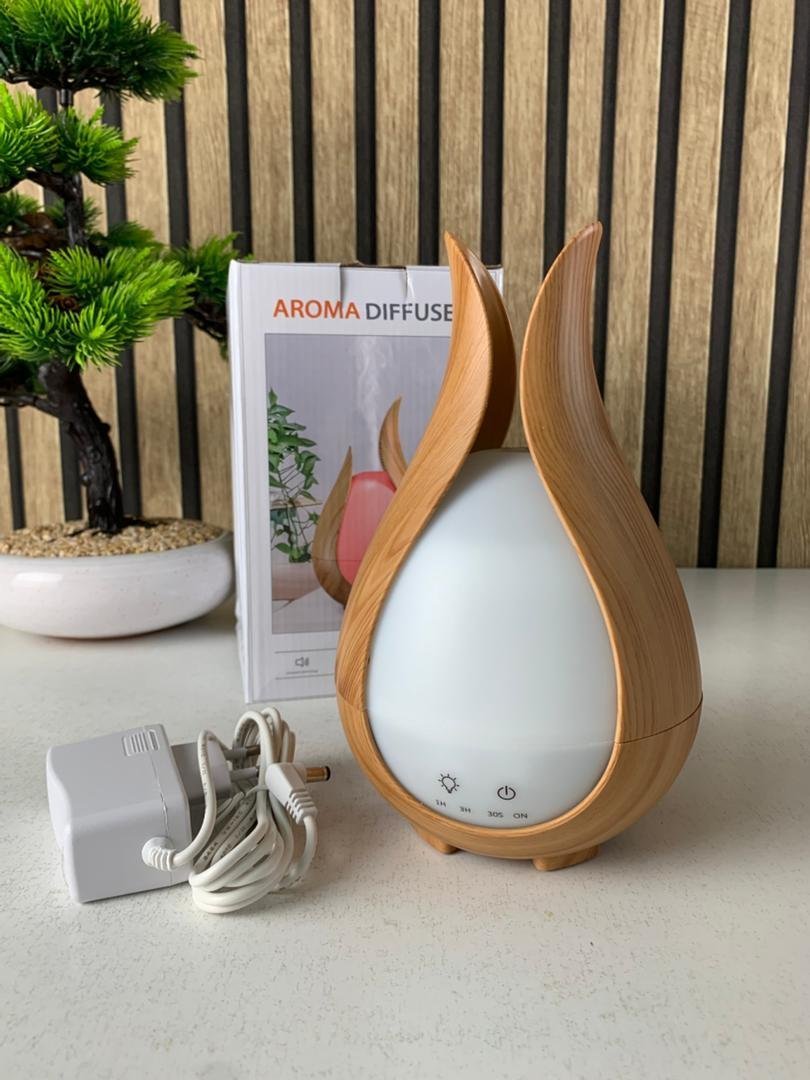 Humidificateur à Grain de Bois 200ml avec 7 Lumières de Couleur – معطر جو في الغرف - الصورة 3