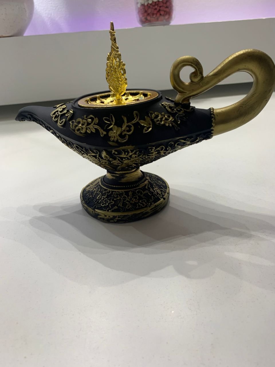 Lanterne d'encens classique Aladin + Cadeux Gratuit – فانوس البخور علاء الدين بتصميم كلاسيكي + بخور هدية مجانية - الصورة 4