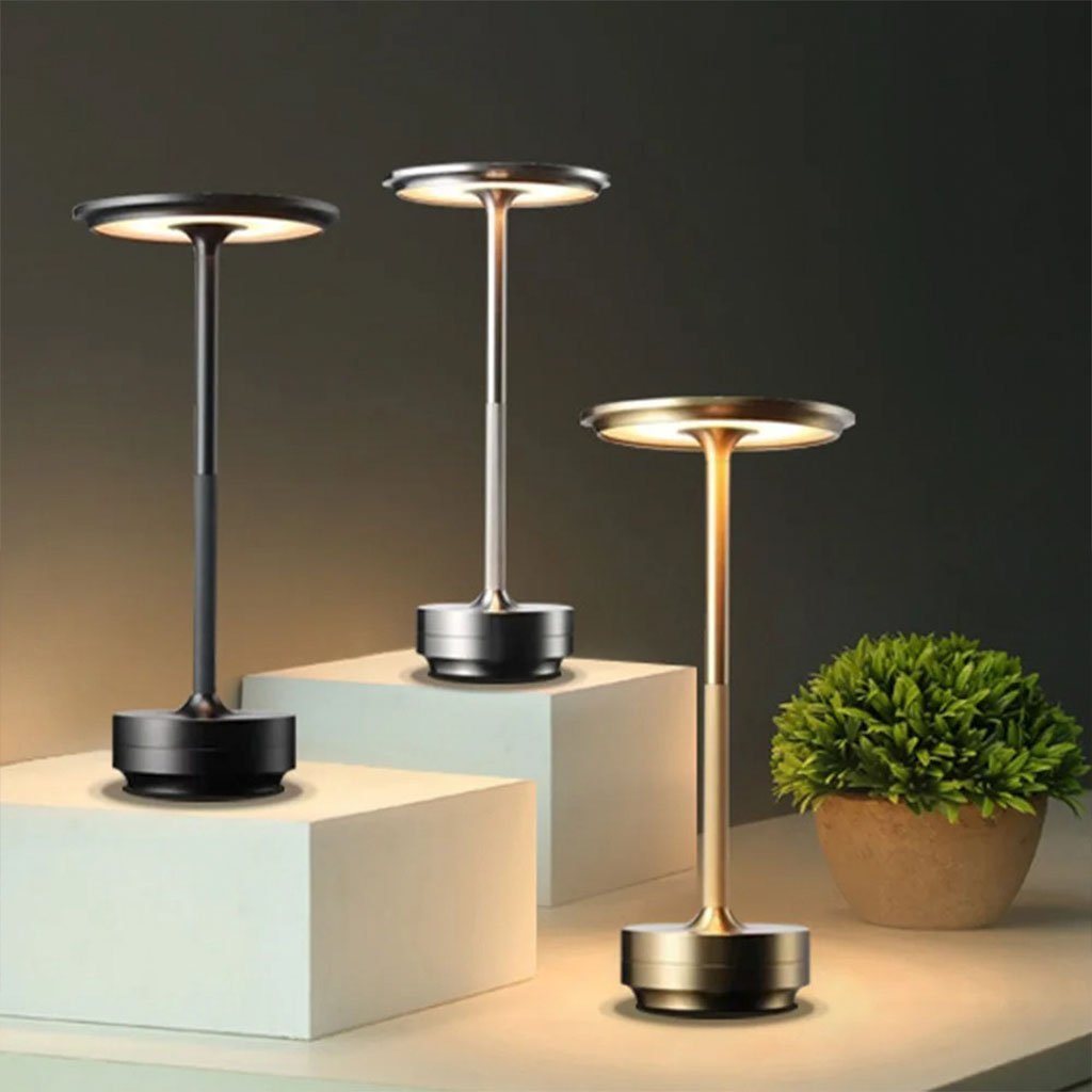 Lampe de table rechargeable sans fil finition de haute qualité LED 3 couleurs – مصباح ديكور بعدة درجات ضوئية - الصورة 6
