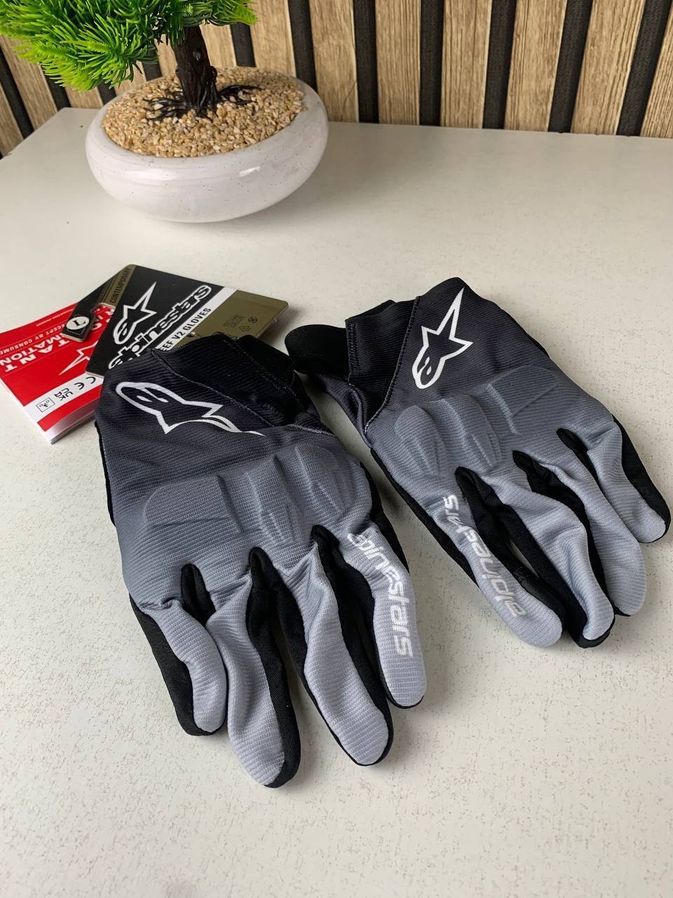 Gants de moto Alpinestars Reef V2 Touche Tactile – قفازات إحترافية لسائقي الدراجات - الصورة 3