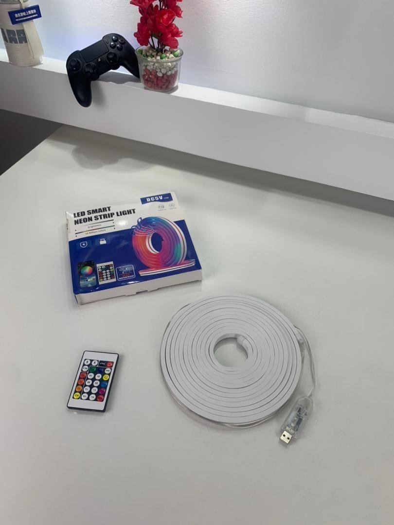 Bande LED Néon Flexible RGB 5m avec Bluetooth et USB – شريط إضاءة نيون مرن بطول 5 أمتار مع بلوتوث - الصورة 2