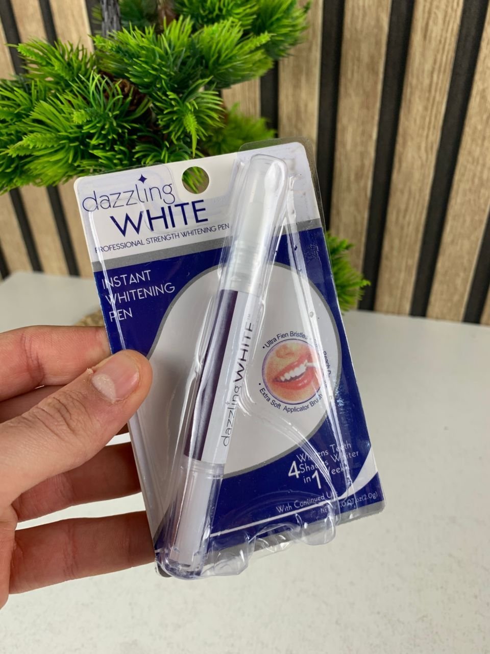 Stylo blanchissant pour les dents en 2 parties avec applicateur doux - الصورة 3