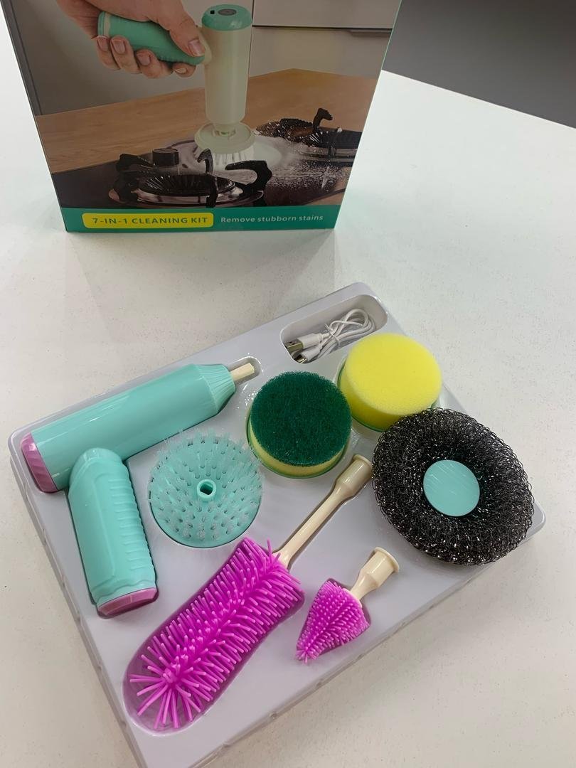 Brosse de Nettoyage Électrique Sans Fil 7en1 – فرشات تنظيف متعددة الرؤوس - الصورة 3