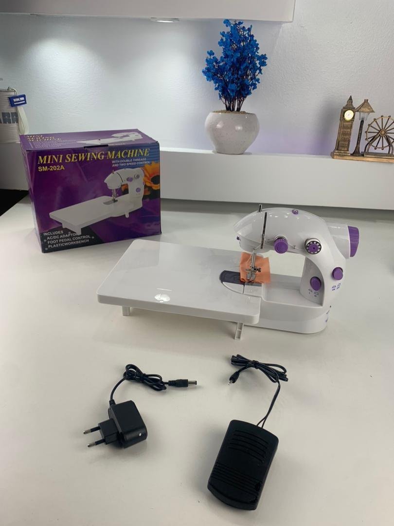 Machine à Coudre Électrique Portable avec Table – ماكينة خياطة كهربائية محمولة مع طاولة - الصورة 3