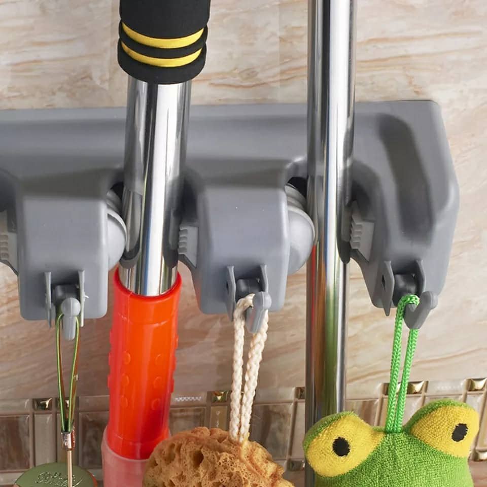 Porte-balai mural à 5 positions et 6 crochets, cintre de rangement pour étagère de cuisine - الصورة 5