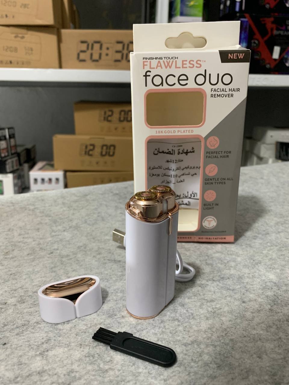 Rasoir électrique indolore avec lumière LED pour épilation instantanée du menton/lèvre supérieure - الصورة 3