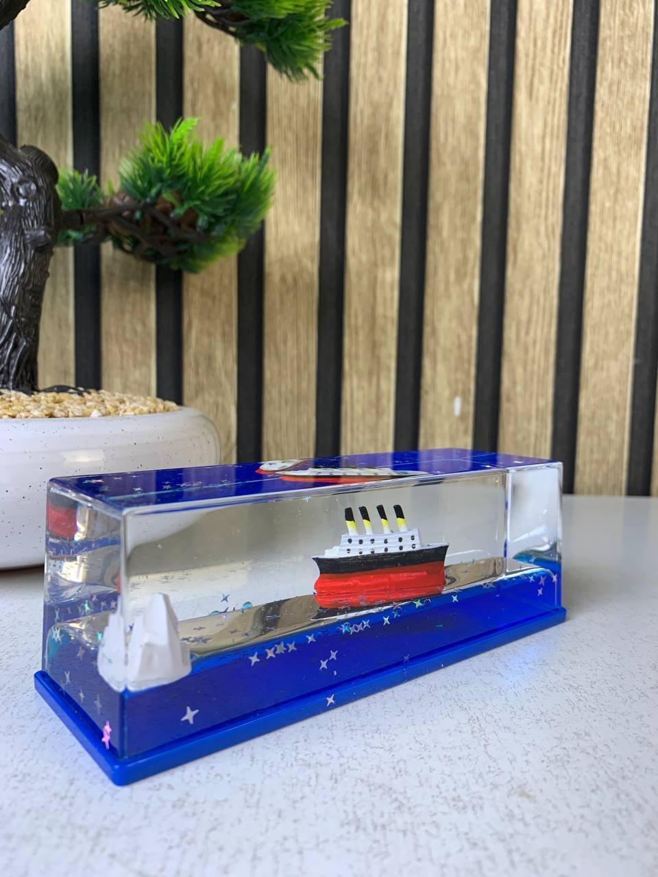 Décoration en forme de bateau de croisière insubmersible V2 - زينة على شكل سفينة سياحية لا تغرق - الصورة 2