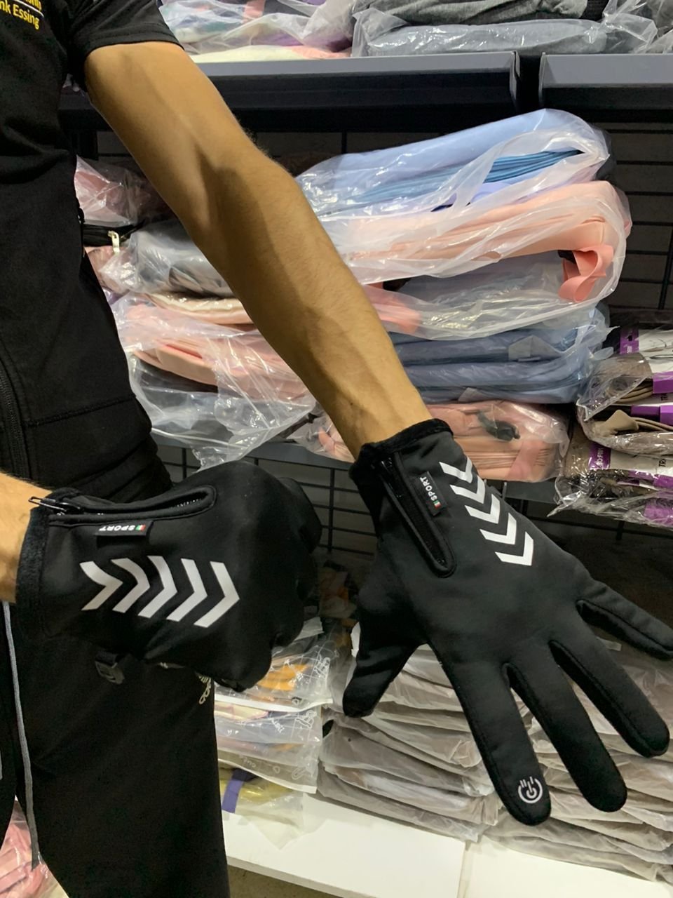 Pack d’hiver Pour Moto Combinaison Imperméable + gants thermiques + Cagoule V2 - الصورة 2