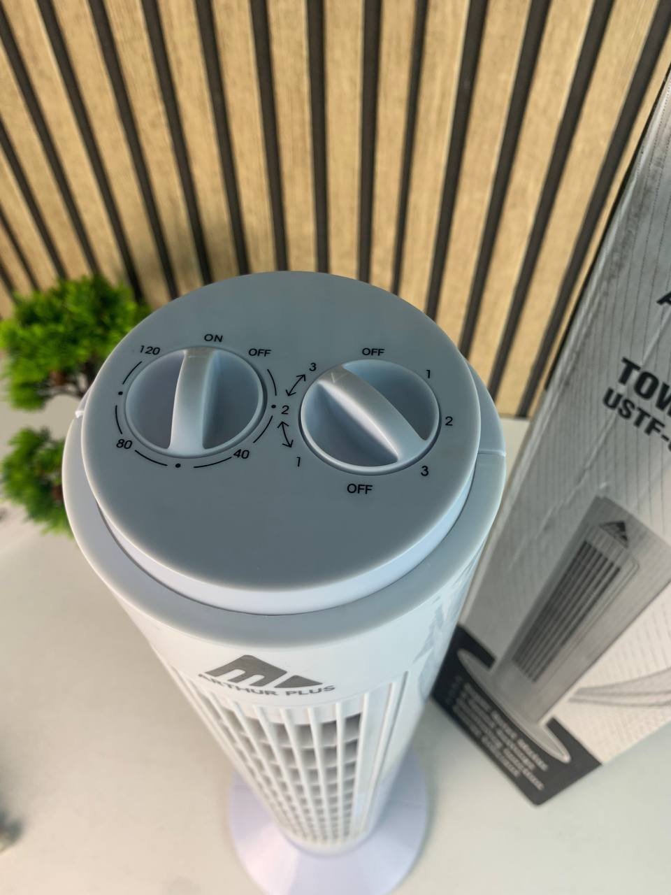 Arthur Plus 29" Tower Fan USTF-09 - مروحة برج آرثر بلس 29 بوصة فائقة الهدوء - الصورة 6