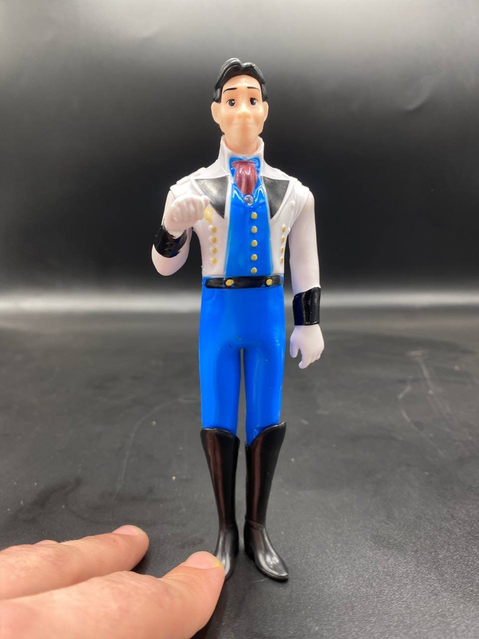 Ensemble de figurine Frozen 6 caractéres - الصورة 12