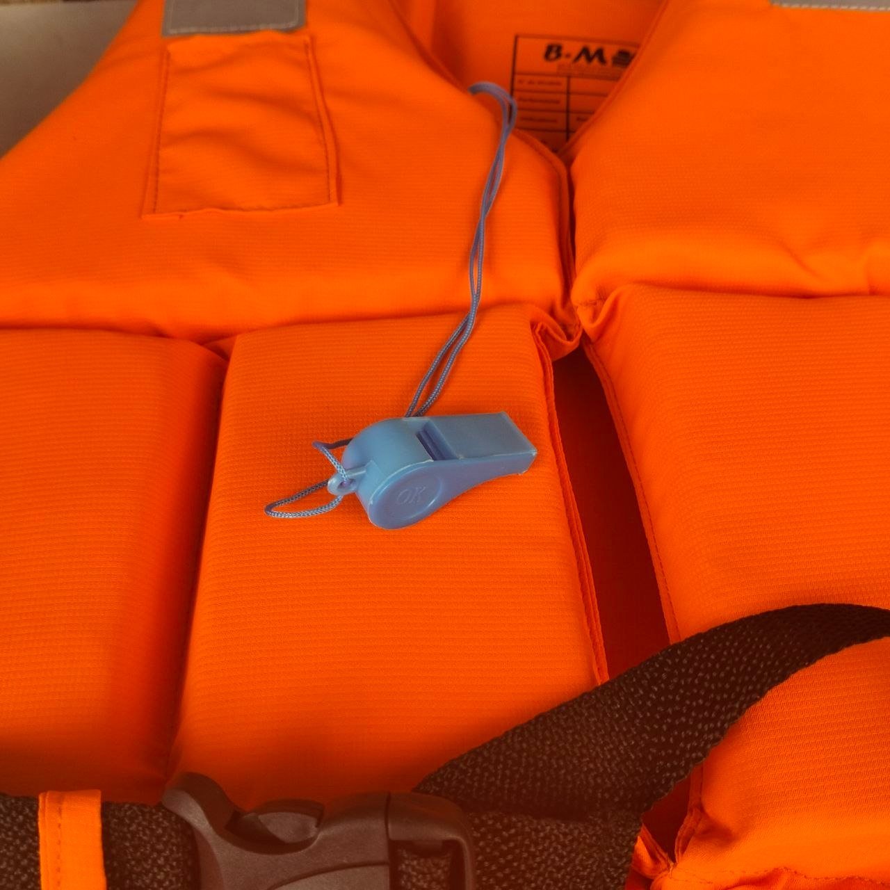Gilet de Sauvetage Professionnel Haute Flottabilité avec Sifflet - سترة نجاة احترافية عالية الطفو للأطفال والكبار - الصورة 3
