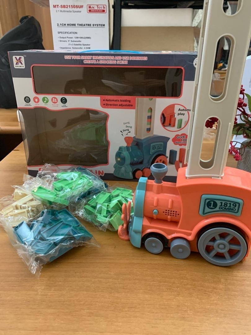 ⁦Jeu De Train Domino Educatifs avec lumières et Musique pour Enfants⁩ - الصورة ⁦5⁩