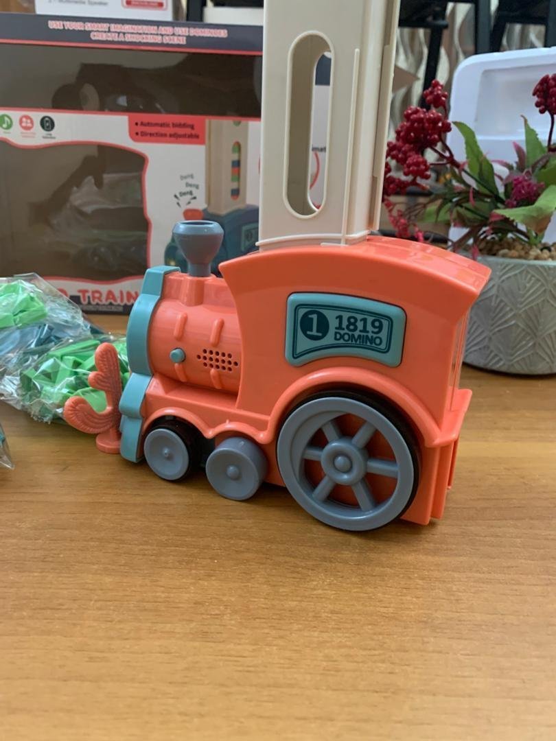 ⁦Jeu De Train Domino Educatifs avec lumières et Musique pour Enfants⁩ - الصورة ⁦6⁩