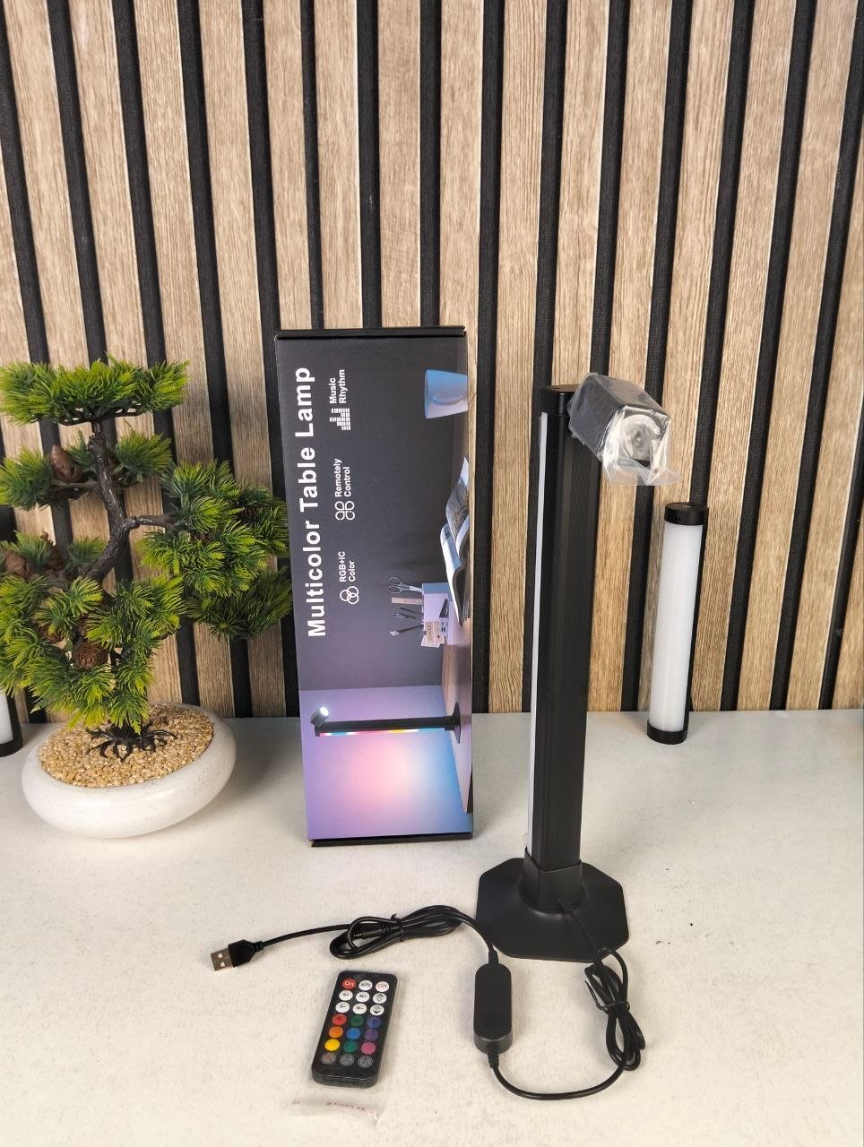 ⁦Lampadaire LED Angle RVB Intelligent Éclairage d'Ambiance Multicolore avec Télécommande 1Pcs - مصباح الأرضية الليد الذكي متعدد الألوان مع جهاز تحكم عن بعد⁩ - الصورة ⁦2⁩