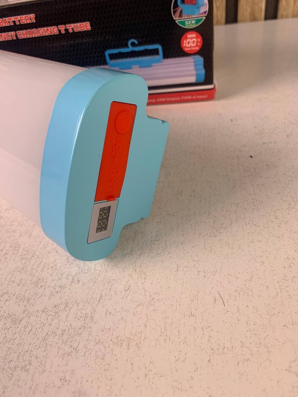 ⁦Lanterne de Camping 5-en-1 avec Power Bank PM 3000mAh - مصباح التخييم المغناطيسي متعدد المهام⁩ - الصورة ⁦13⁩
