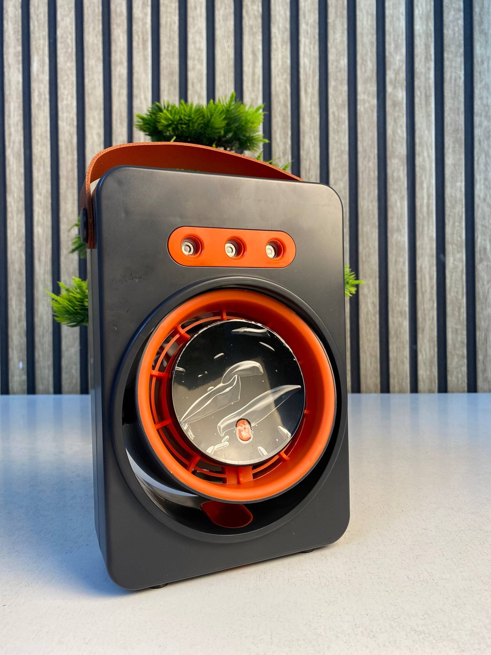 ⁦Mini Purificateur et Refroidisseur d'Air Portable 4en1 5 Vitesses - مبرد ومكيف هواء محمول 4 في 1 برذاذ الماء وبطارية قابلة للشحن⁩ - الصورة ⁦3⁩