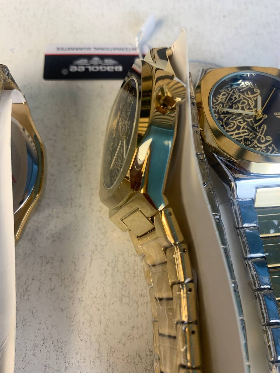 Montre Élégante avec Cadran en Calligraphie Arabe (3D Relief) - ساعة يد كلاسيكية بالخط العربي ثلاثي الأبعاد - الصورة 4