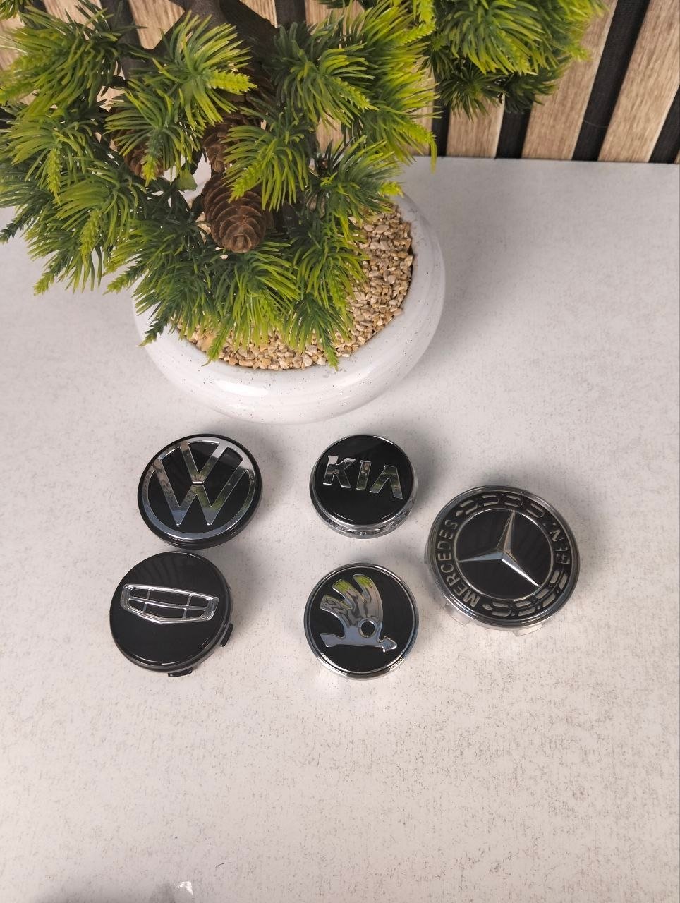Pack de 4 Cache-Moyeu de Roue LED Lumineux Protection Étanche et Installation Facile - طقم أغطية محاور عجلات السيارة ليد المضيئة (4 قطع) - الصورة 2