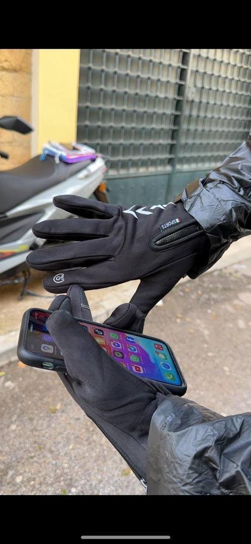 Pack Hiver Manteau imperméable à capuche et Gants Thermiques Chaudes - الصورة 2
