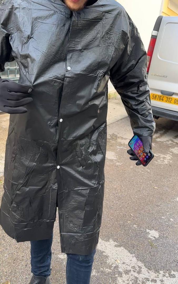 Pack Hiver Manteau imperméable à capuche et Gants Thermiques Chaudes - الصورة 3