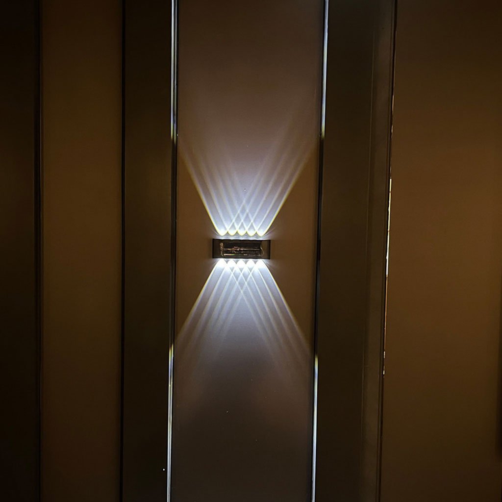 ⁦PACK X 2 Lampes Solaires Murales 8LED avec Détection de Mouvement Auto 2Pcs⁩ - الصورة ⁦4⁩