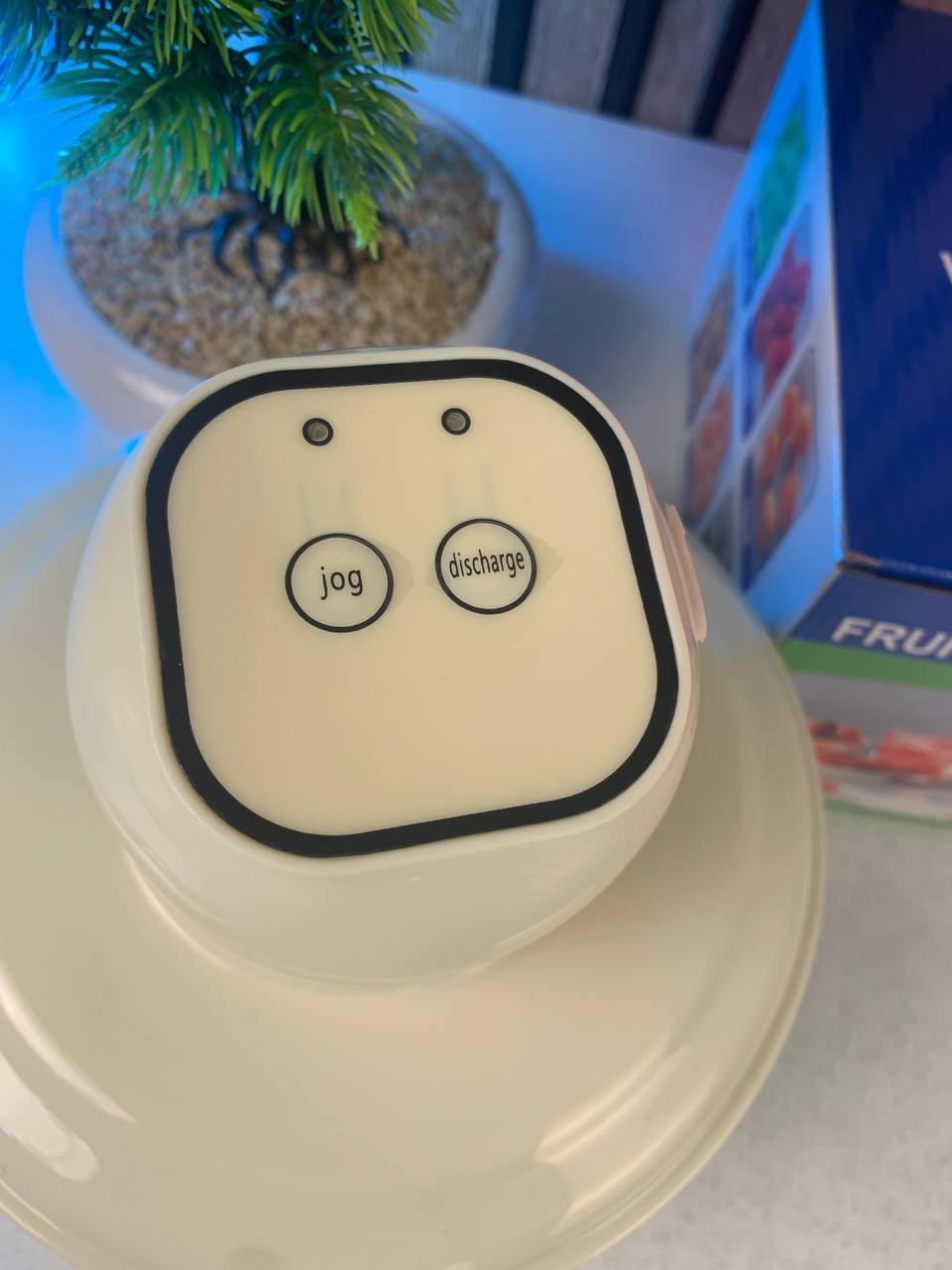 ⁦Éplucheur Électrique Innovant pour Fruits et Légumes - مقشرة الفواكه والخضروات⁩ - الصورة ⁦11⁩