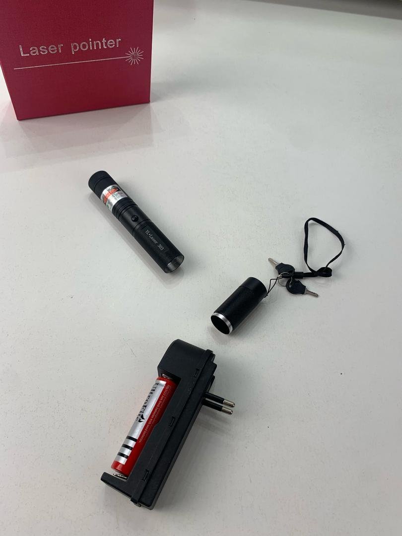 ⁦Pointeur Laser Puissant Multifonctions 2000 Mètres - مصباح ليزر قوي للمسافات الطويلة متعدد الوظائف⁩ - الصورة ⁦4⁩