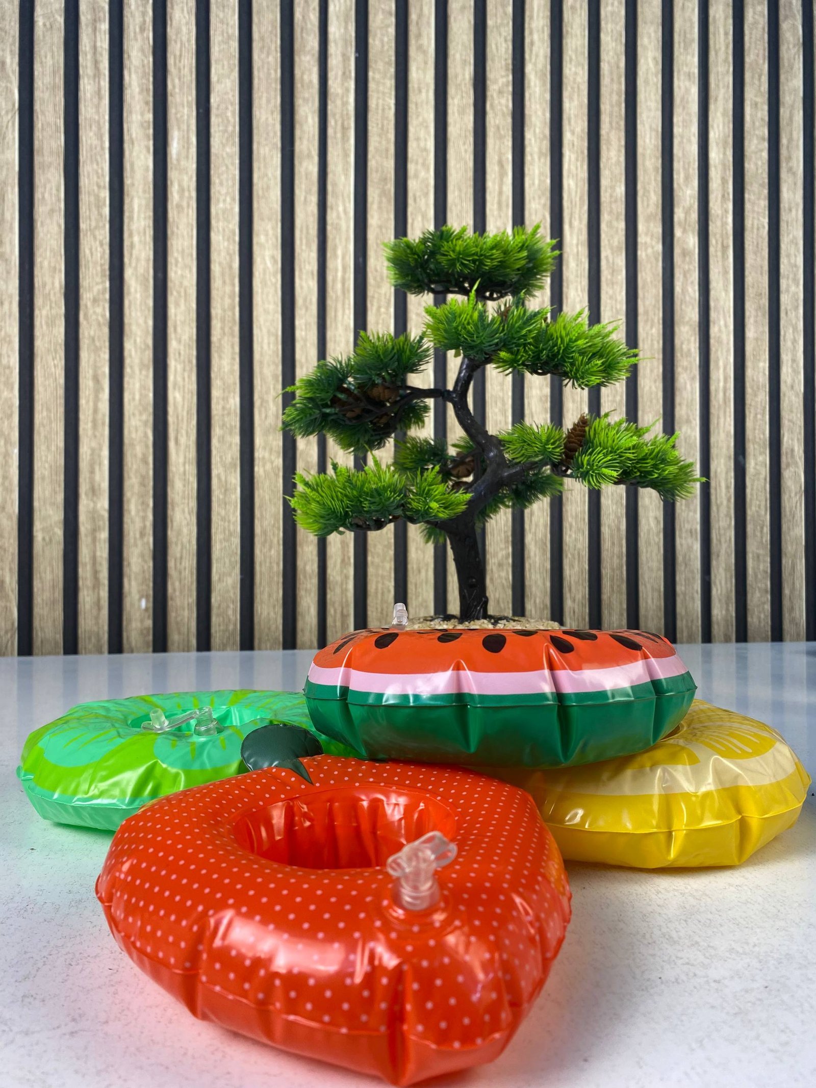 ⁦Porte-Gobelets Flottants Gonflables pour Piscine Design Amusant Matériau PVC - حامل أكواب مائي منفوخ للمسبح بتصاميم الفواكه⁩ - الصورة ⁦3⁩