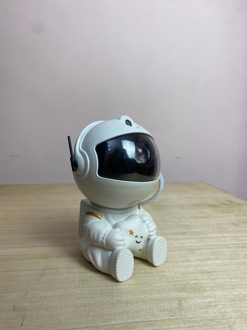⁦Projecteur LED Astronome Galaxy atmosphère étoilée, veilleuse LED pour chambre à coucher - مصباح رائد الفضاء⁩ - الصورة ⁦7⁩