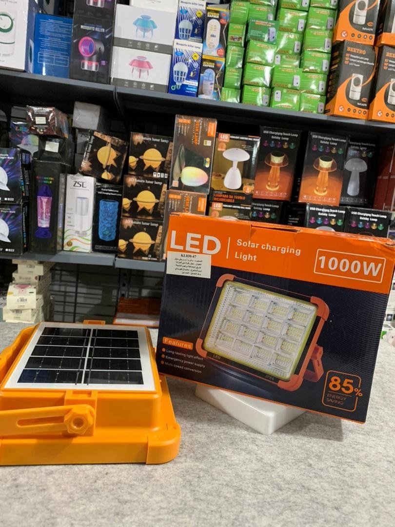 Projecteur Solaire étanche Rechargeable 4 modes Déclairage Power-Bank 1000W - الصورة 13