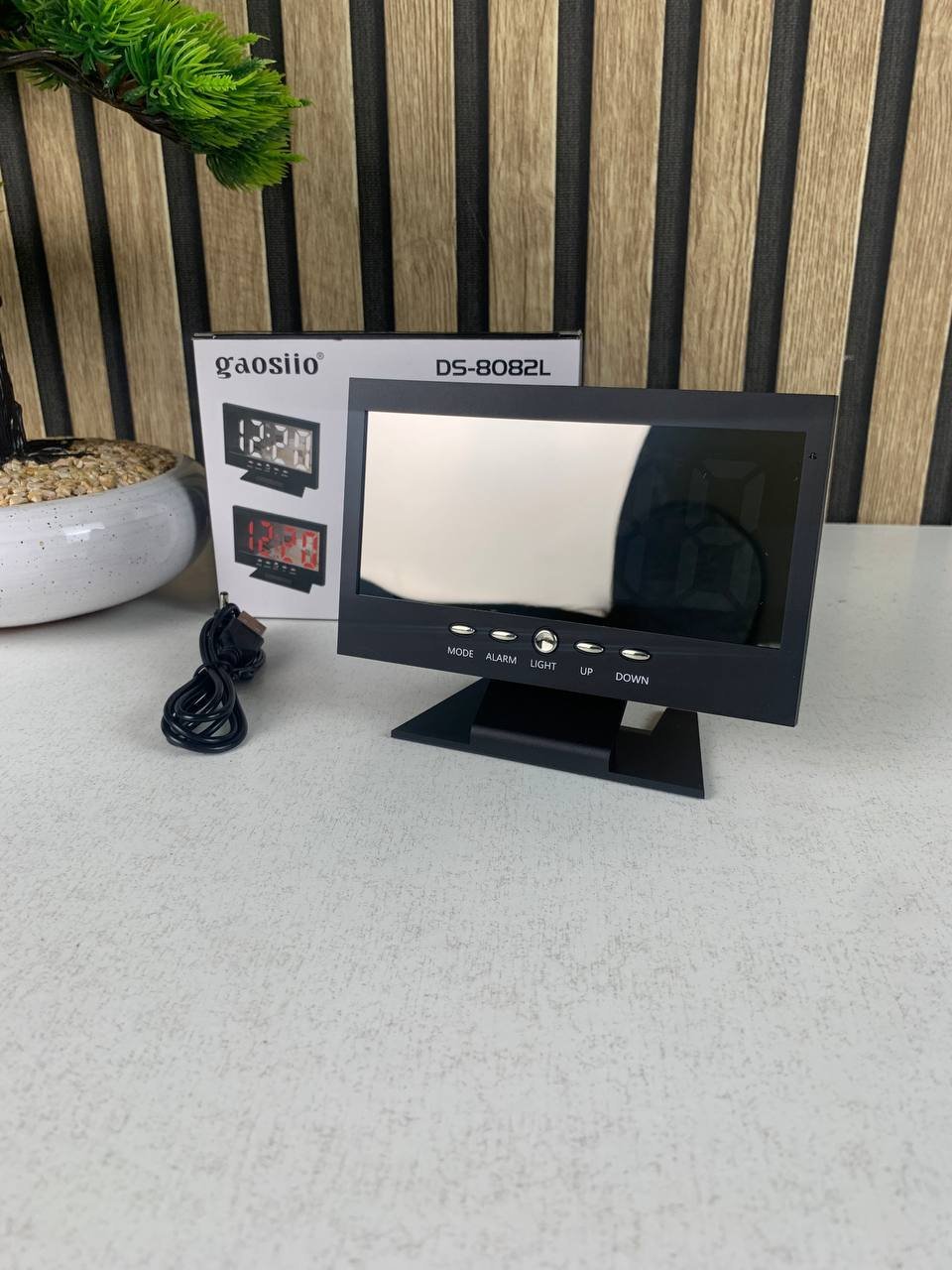 ⁦Réveil Numérique Miroir LED Moderne DS-8082L – ساعة منبه رقمي⁩ - الصورة ⁦2⁩