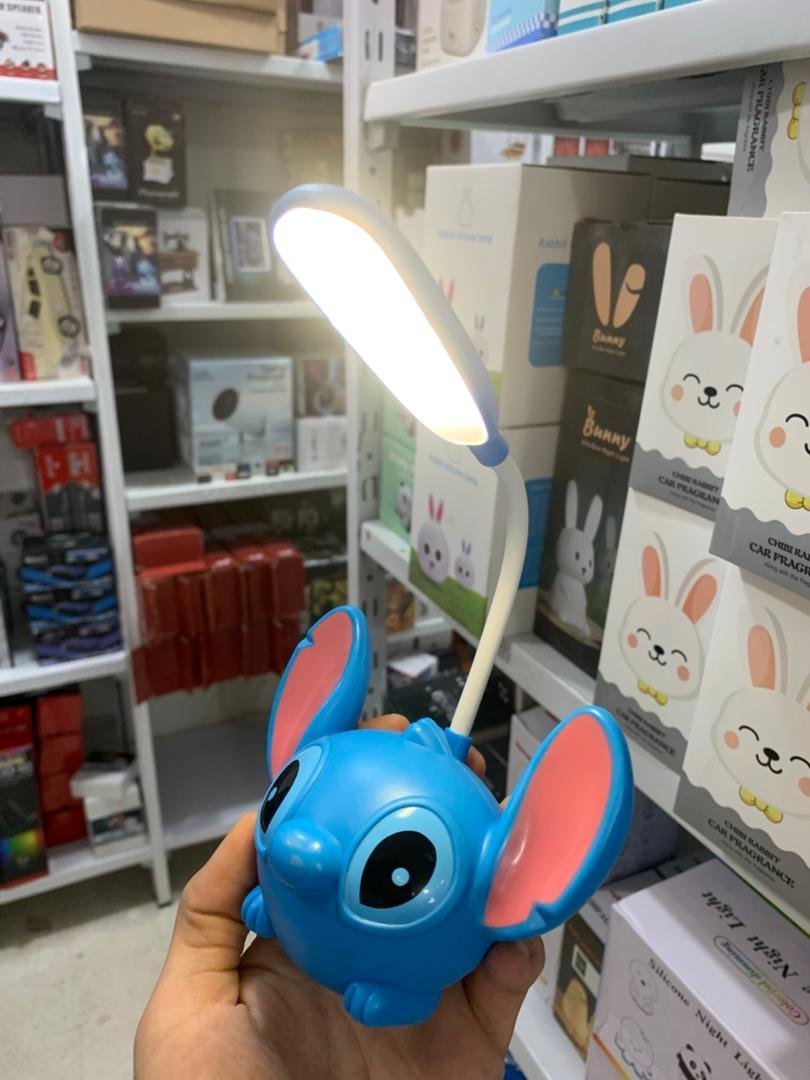 Stitch Lampe de Bureau et Veilleuse Ambiante pour Enfants avec Taille-crayon - الصورة 4