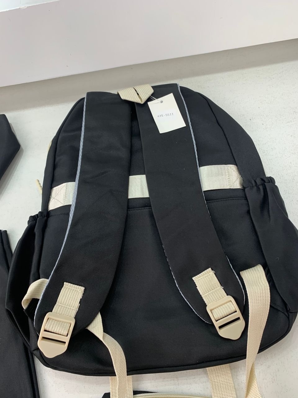 Ensemble de sac à dos kawaii 4Pcs avec porte manger isotherme noir – طقم محفظة مع حقيبة حفظ الطعام - الصورة 4