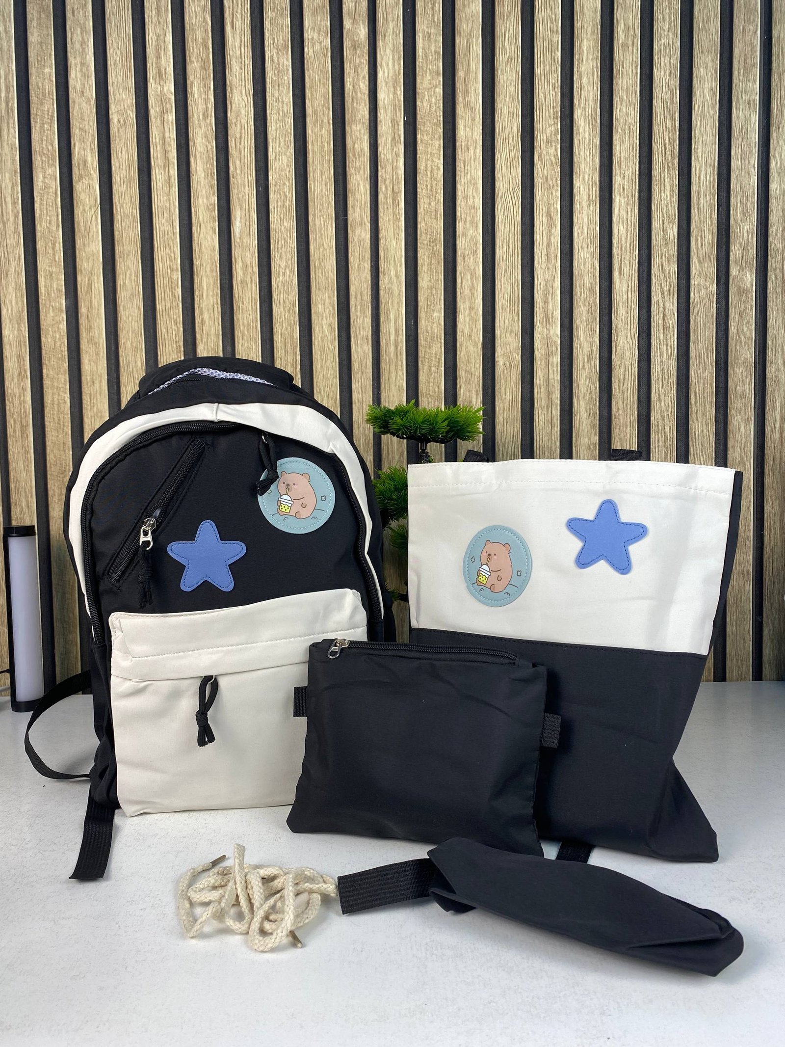 ⁦Sac à Dos Multifonctionnel Kawaii Grand Volume Imperméable et Résistant 4Pcs Noir SACKDS02N - حقيبة ظهر بعدة قطع بتصميم كاوايي⁩ - الصورة ⁦2⁩