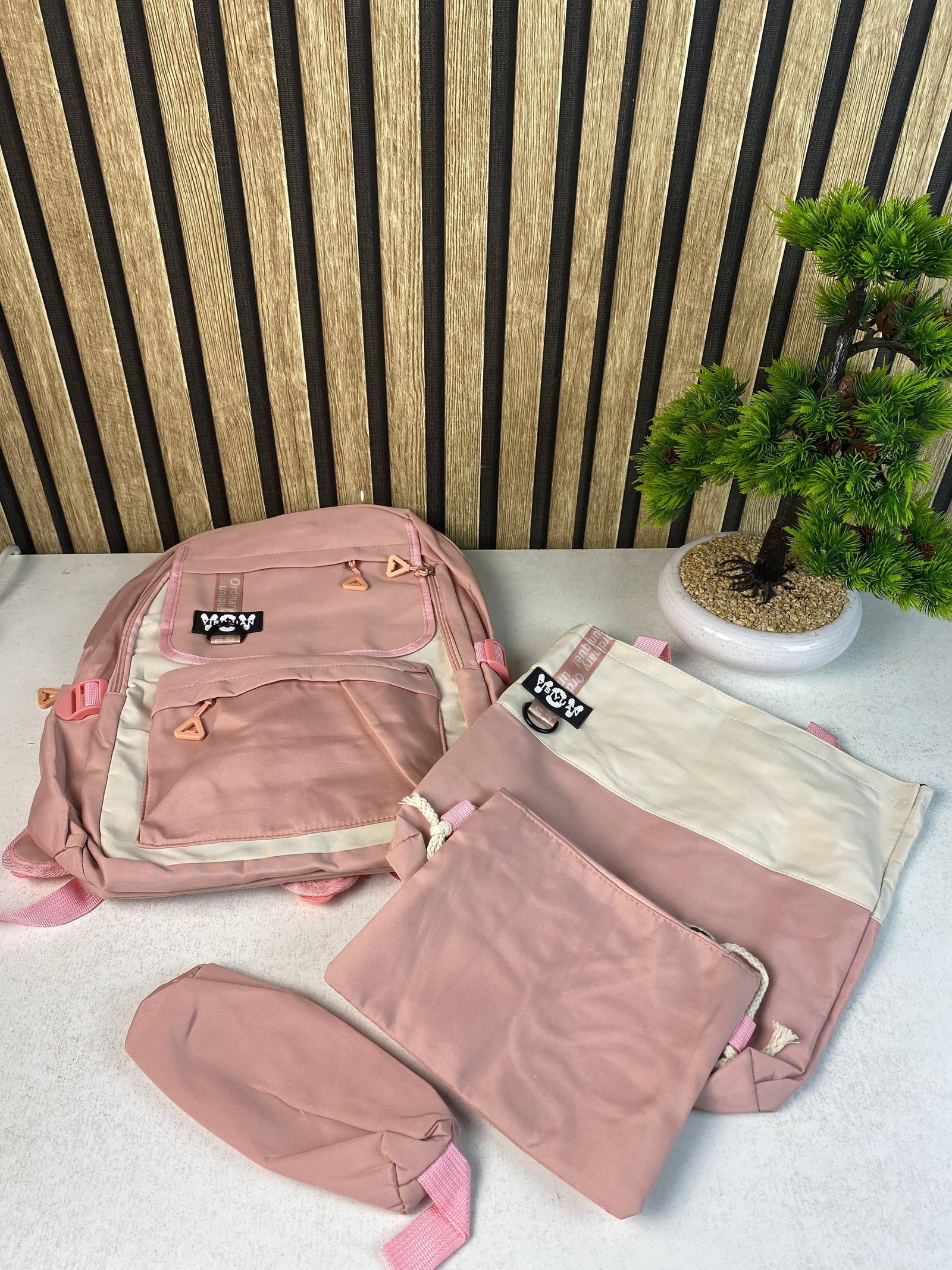 Sac à Dos Multifonctionnel Kawaii Grand Volume Imperméable et Résistant 4Pcs Rose SACKDS12RS - حقيبة ظهر بعدة قطع بتصميم كاوايي - الصورة 2