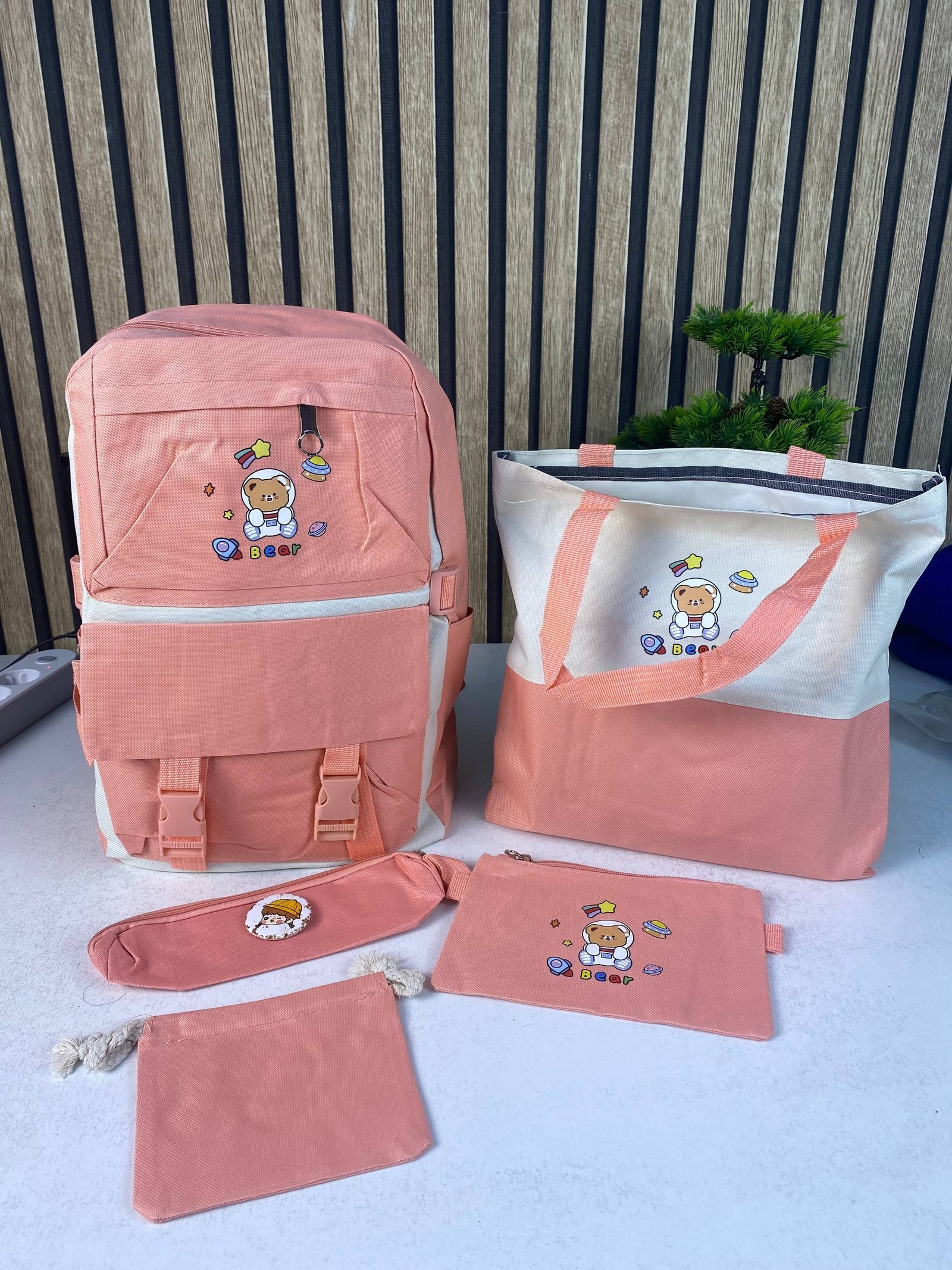 Sac à Dos Multifonctionnel Kawaii Grand Volume Imperméable et Résistant 5Pcs Rose SACKDS15RS - حقيبة ظهر بعدة قطع بتصميم كاوايي - الصورة 2